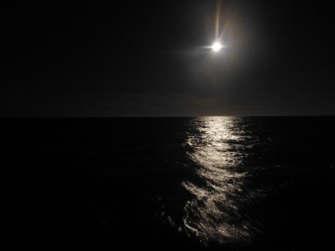 Mond und Meer